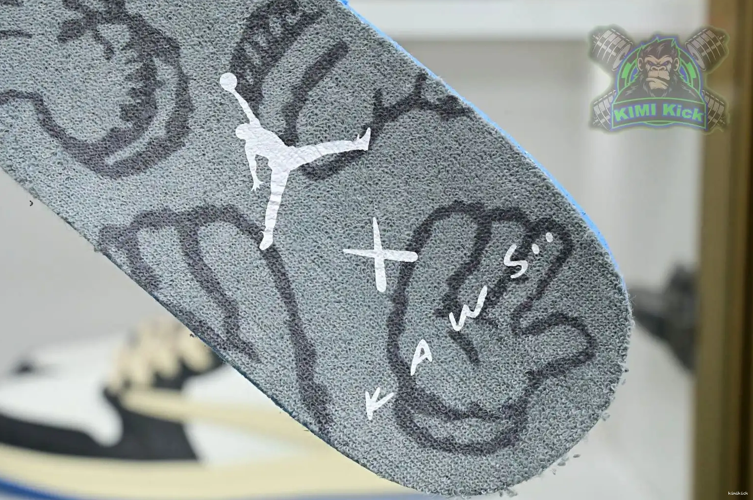 Jordan Jordan 4 Air kaws retro Kimikick 0511